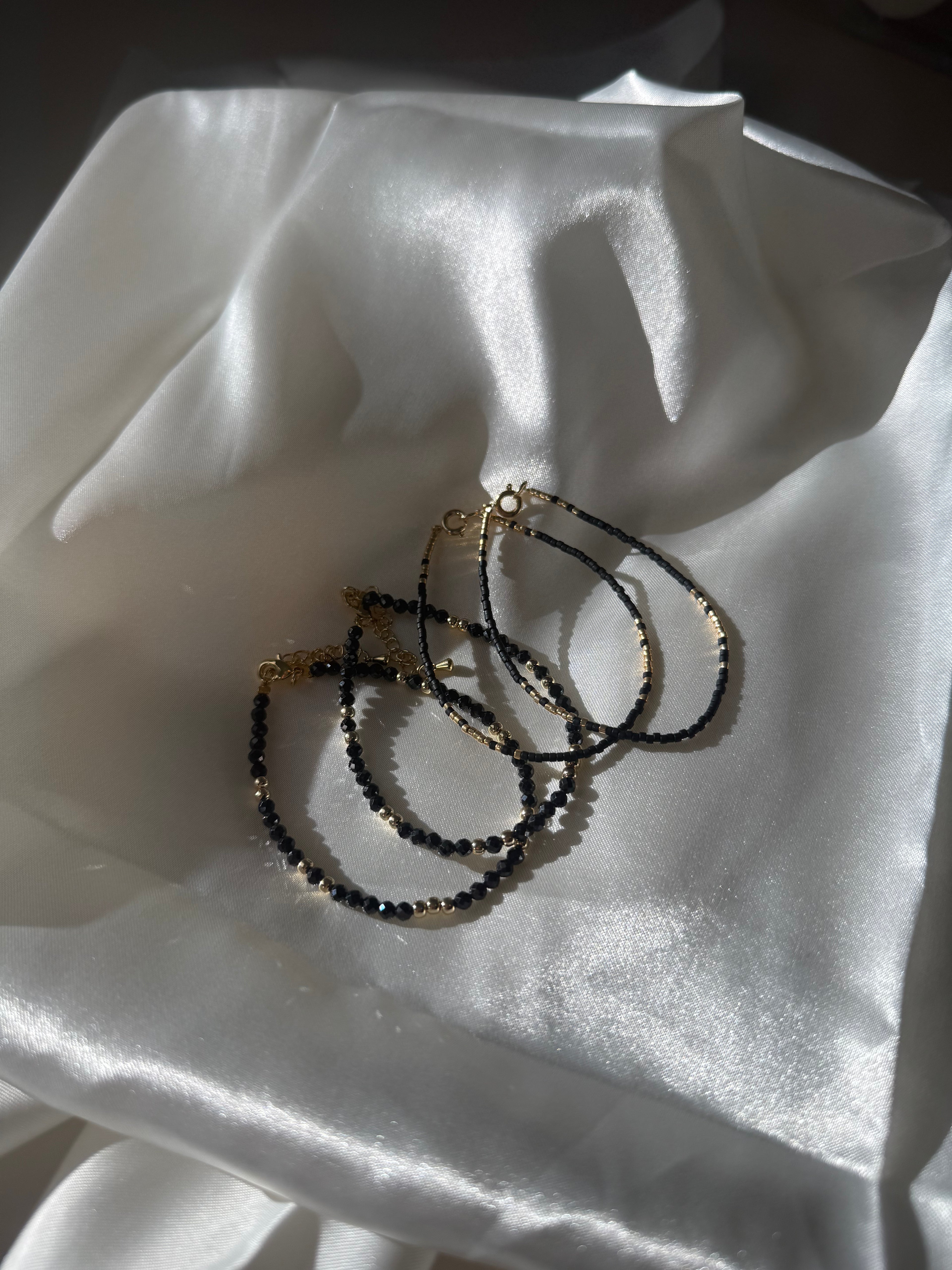 Pure Elegance Black Gold